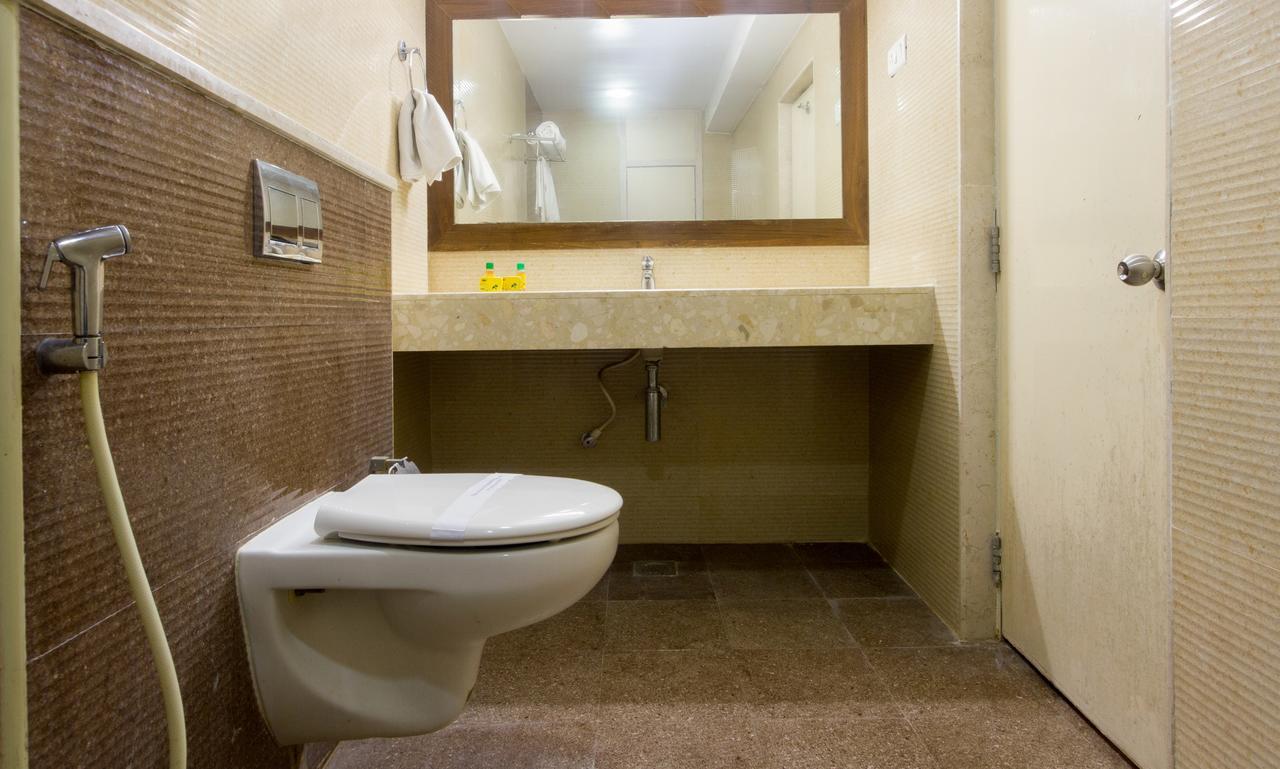 Fabhotel Sri Chakra Inn Porur Chennai Exterior foto
